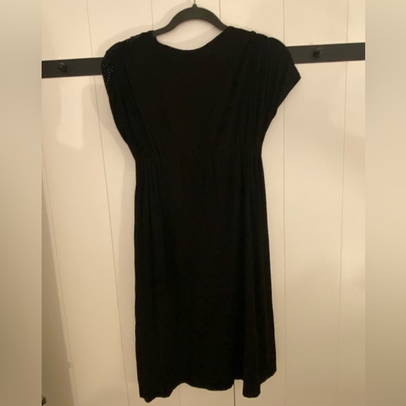 Fun beachy dress - Picture 2 of 4